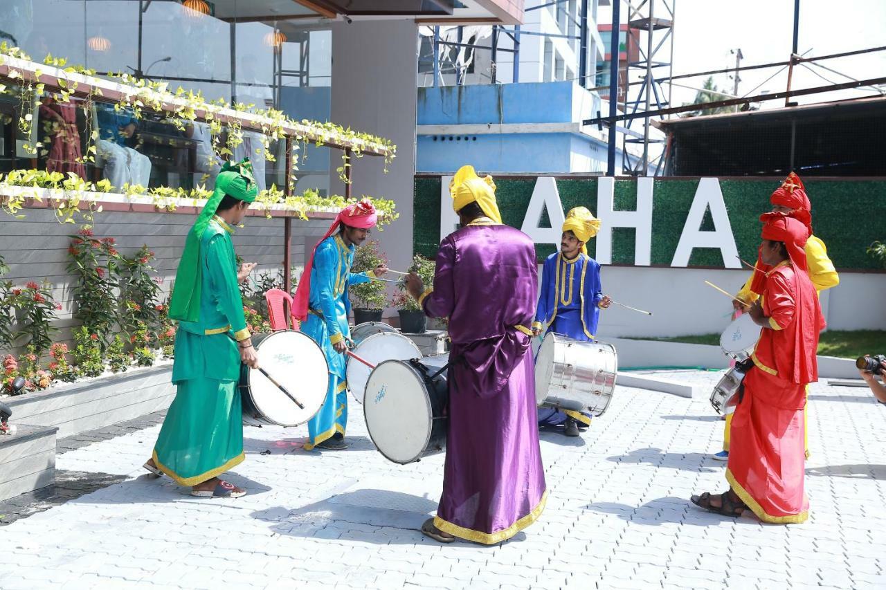 Hotel Baha Kochi Eksteriør bilde